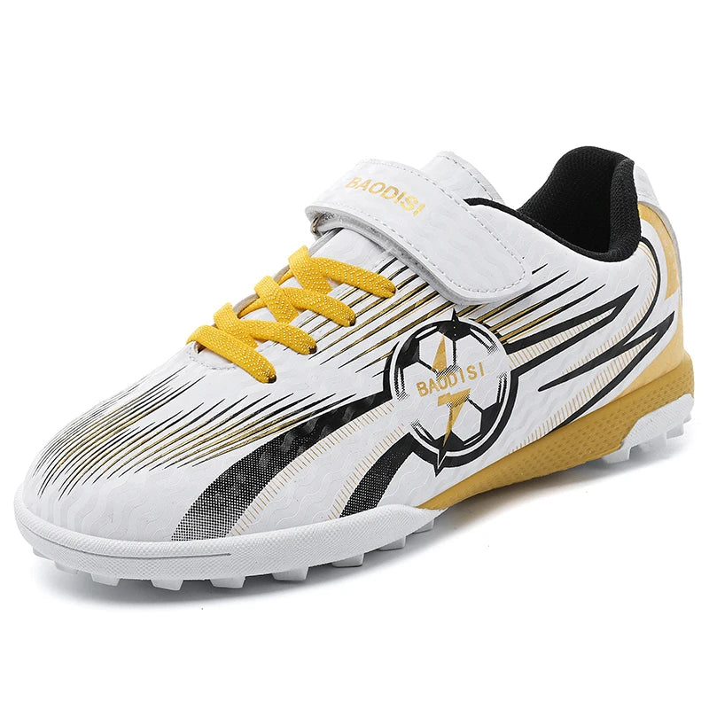 Nouvelles chaussures de football pour enfants, chaussures de sport pour terrain, chaussures de football pour garçons, chaussures de futsal, chaussures de sport d'intérieur à crampons, chaussures de football originales à c
